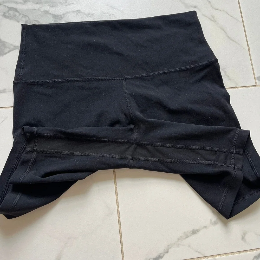 Lululemon align 8' shorts black color university of South Carolina USC logo 10